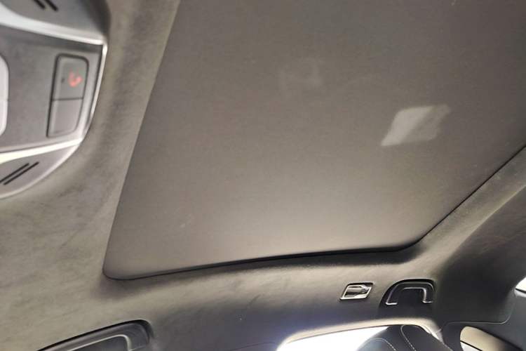 Used Geely Auto Preface 2021 2.0TD Space-Time Edition Hao Yue Headliner