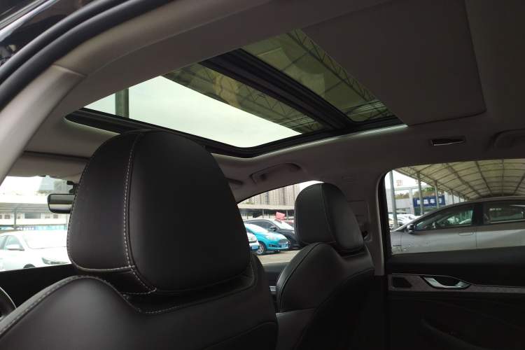 Used Geely Auto Preface 2021 2.0TD Luxury Version Headliner