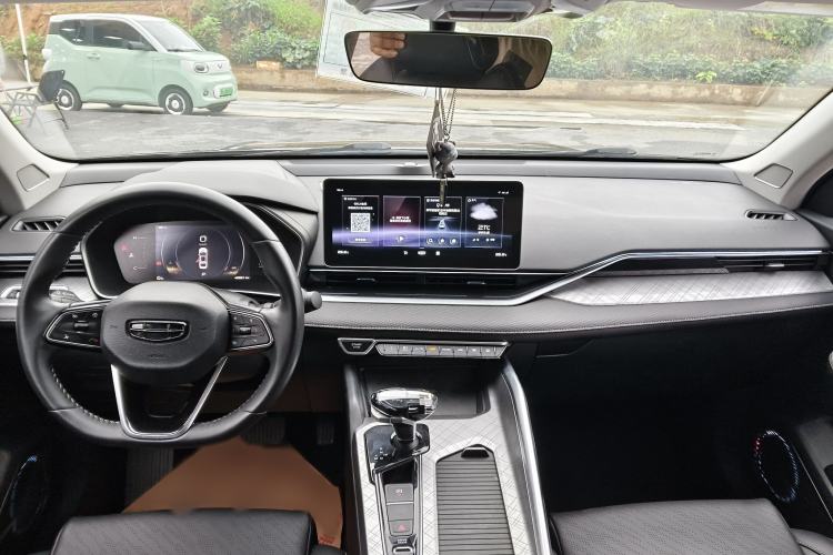 Used Geely Auto Preface 2021 2.0TD Luxury Version Interior 3