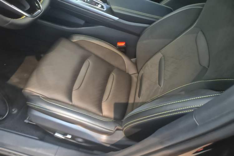Used Geely Auto Preface 2021 2.0TD Space-Time Edition Starry Celestial Left Front Seat