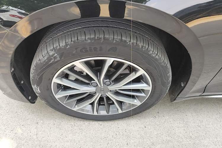 Used Geely Auto Preface 2021 2.0TD Luxury Version Left Front Wheel Hub
