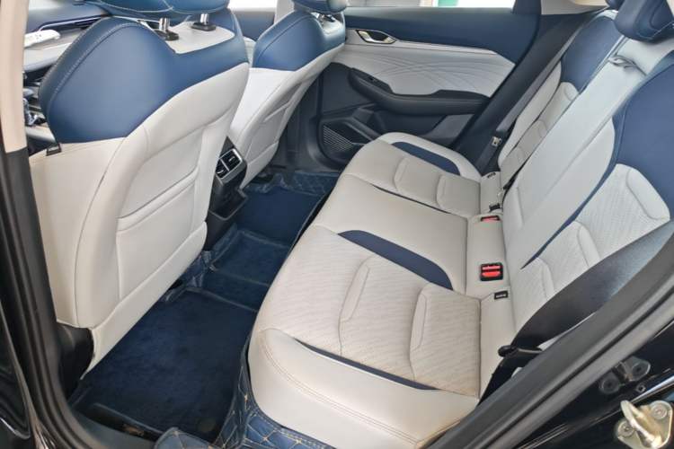 Used Geely Auto Preface 2021 Revised Version 2.0TD Luxury Edition Left Rear Seat