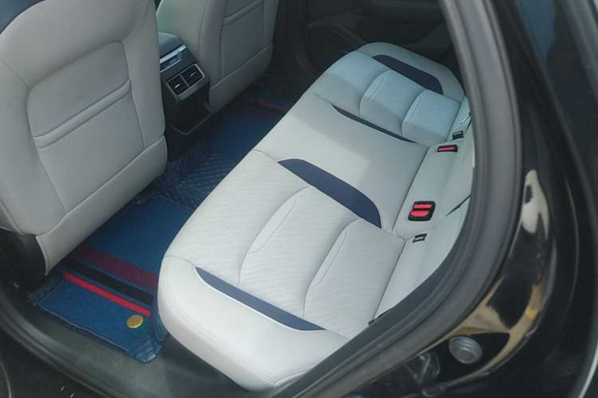 Used Geely Auto Preface 2021 Revised Version 2.0TD Luxury Edition Left Rear Seat