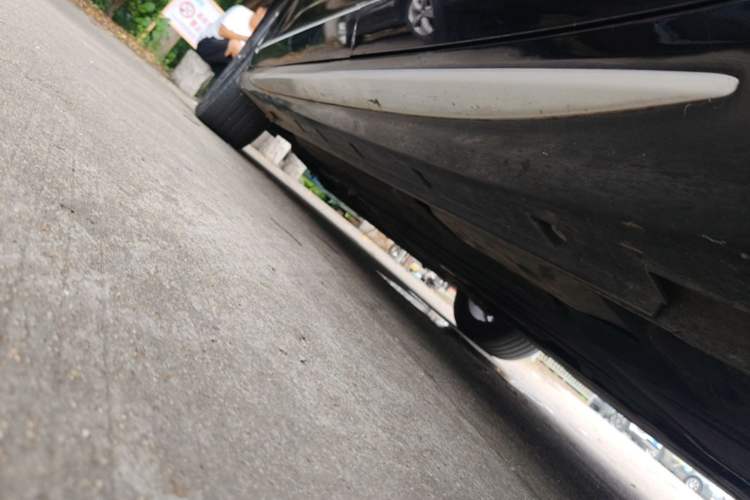 Used Geely Auto Preface 2021 2.0TD Luxury Version Left Side Sill