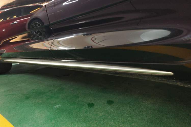 Used Geely Auto Preface 2021 2.0TD Luxury Version Left Side Sill