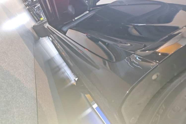Used Geely Auto Preface 2021 2.0TD Space-Time Edition Starry Celestial Left Side Sill