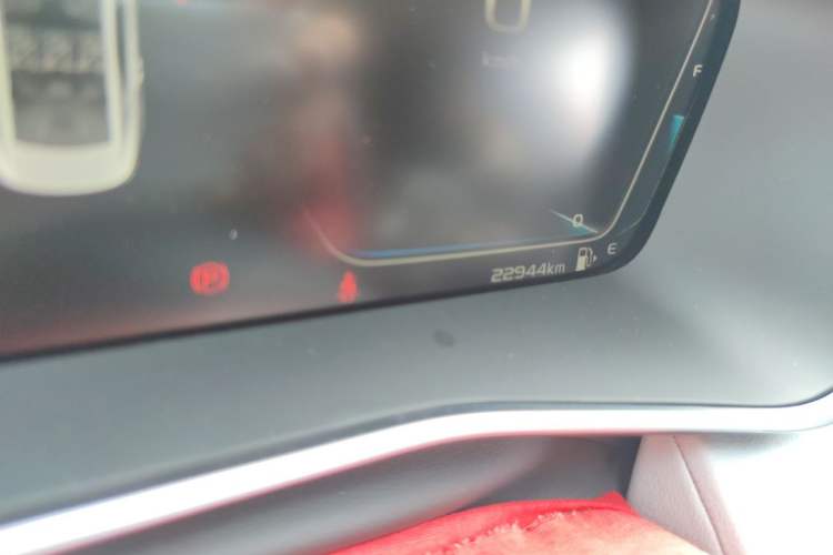 Used Geely Auto Preface 2021 2.0TD Luxury Version Odometer Close Up