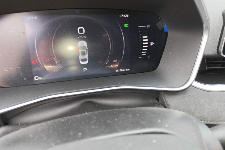 Used Geely Auto Preface 2021 2.0TD Space-Time Edition Hao Yue Odometer Close Up