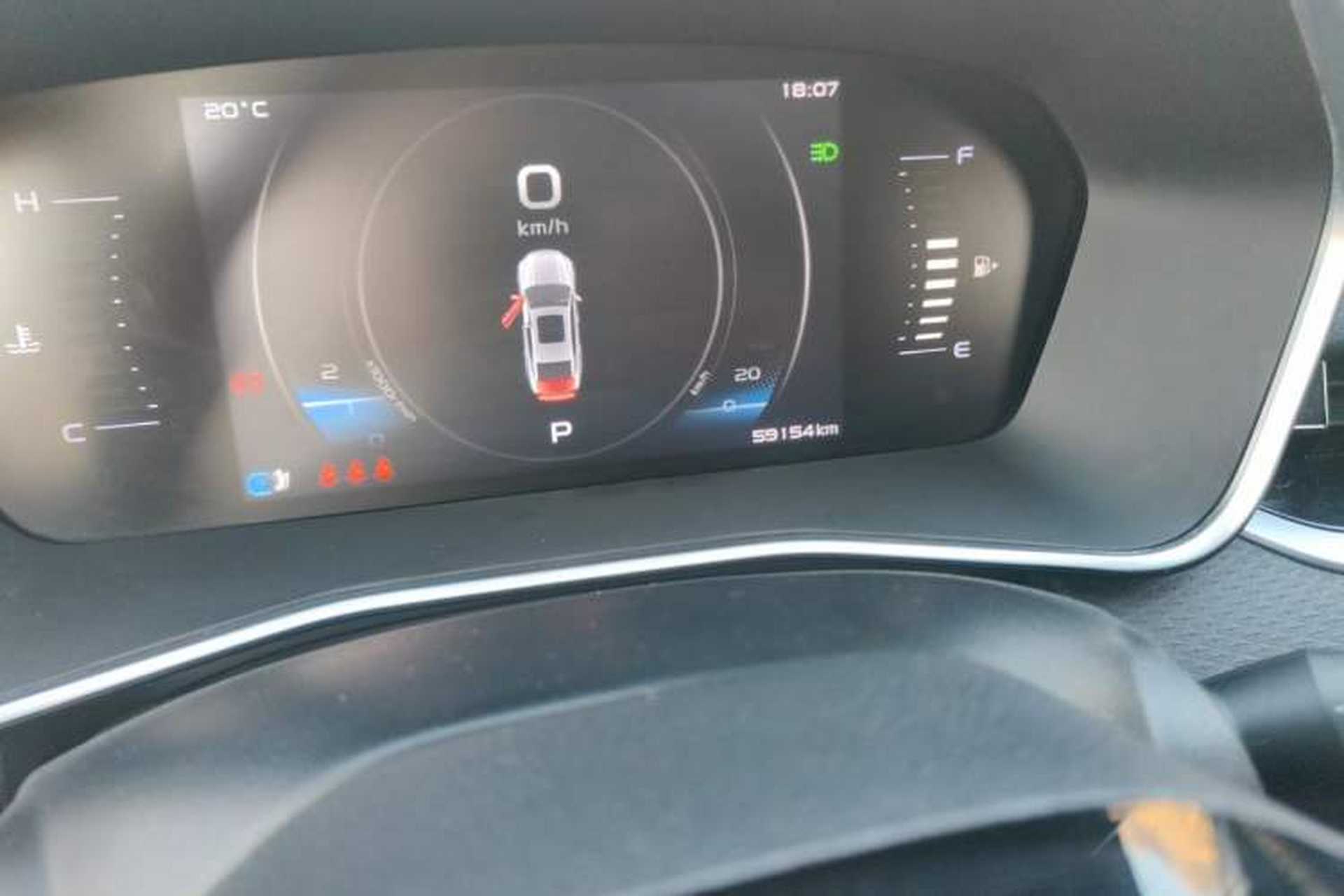Used Geely Auto Preface 2021 2.0TD Luxury Version Odometer Close Up