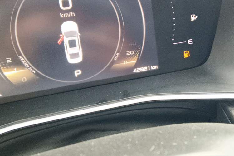 Used Geely Auto Preface 2021 2.0TD Luxury Version Odometer Close Up