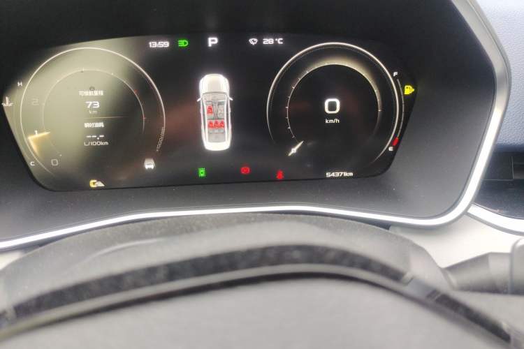 Used Geely Auto Preface 2021 2.0TD Flagship Edition Odometer Close Up