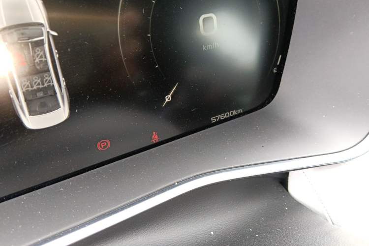 Used Geely Auto Preface 2021 2.0TD Luxury Version Odometer Close Up