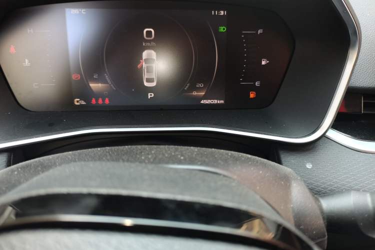 Used Geely Auto Preface 2021 2.0TD Luxury Version Odometer Close Up