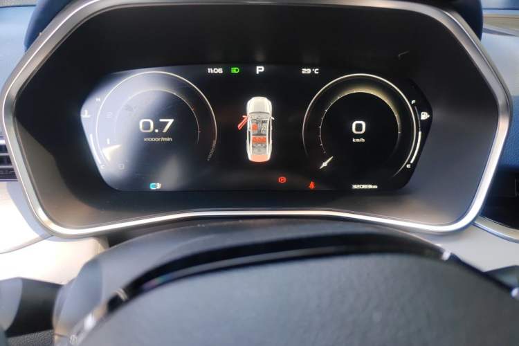 Used Geely Auto Preface 2021 Revised Version 2.0TD Luxury Edition Odometer Close Up