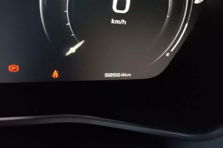 Used Geely Auto Preface 2021 Revised Version 2.0TD Luxury Edition Odometer Close Up