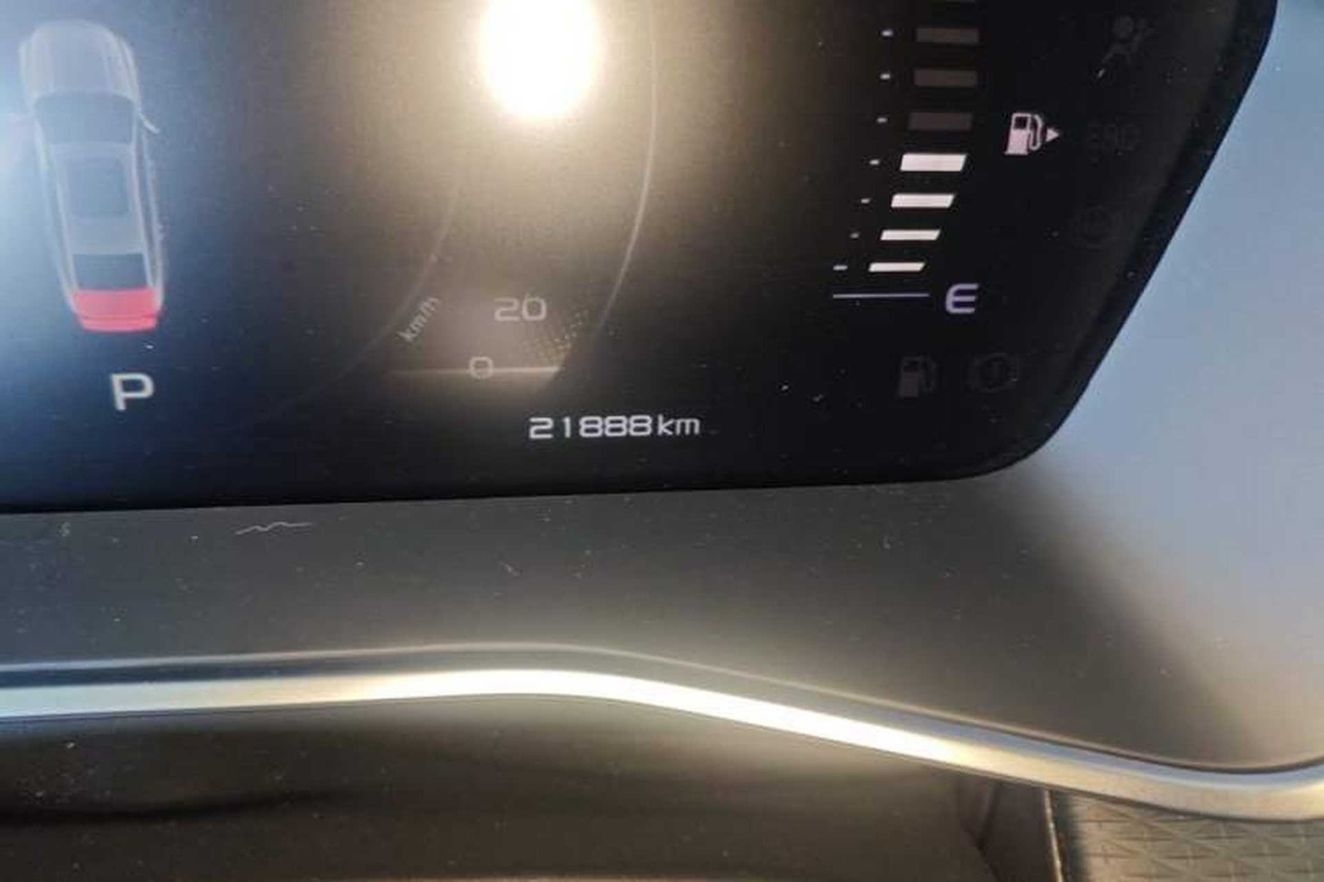 Used Geely Auto Preface 2021 2.0TD Luxury Version Odometer Close Up