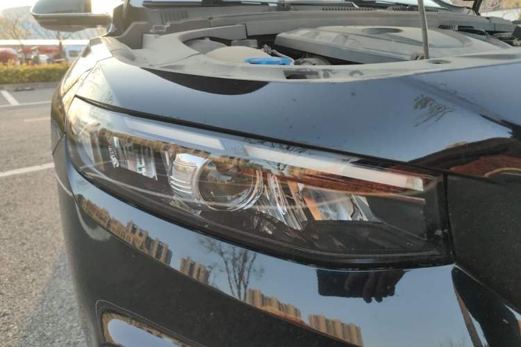 Used Geely Auto Preface 2021 2.0TD Luxury Version Right Front Headlight