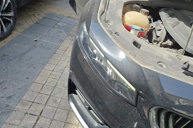 Used Geely Auto Preface 2021 2.0TD Luxury Version Right Front Headlight