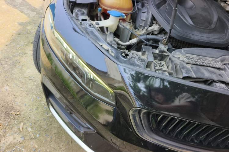 Used Geely Auto Preface 2021 Revised Version 2.0TD Luxury Edition Right Front Headlight