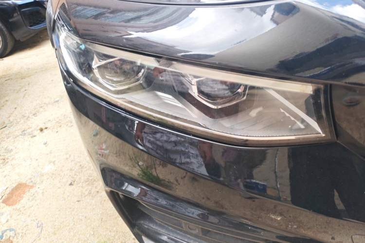 Used Geely Auto Preface 2021 2.0TD Luxury Version Right Front Headlight