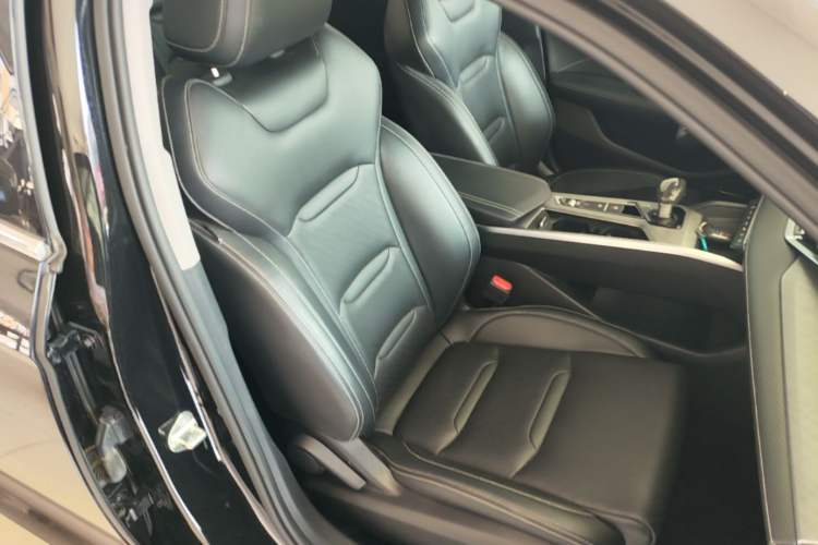 Used Geely Auto Preface 2021 2.0TD Luxury Version Right Front Seat