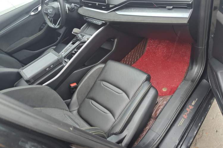 Used Geely Auto Preface 2021 2.0TD Space-Time Edition Hao Yue Right Front Seat