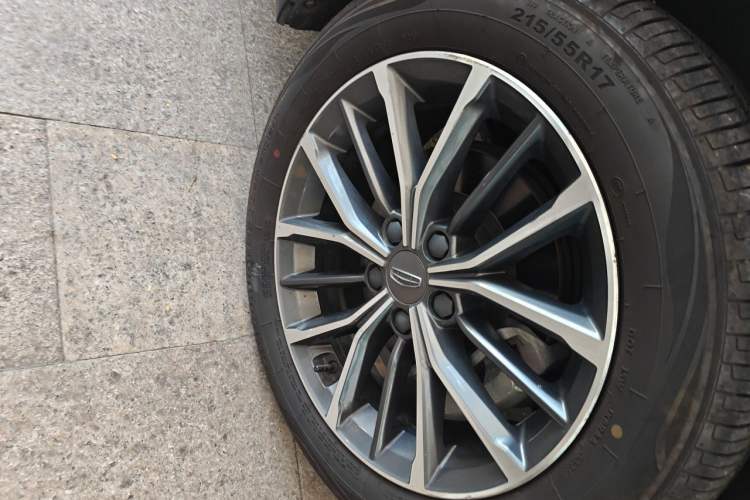 Used Geely Auto Preface 2021 2.0TD Luxury Version Right Front Wheel Hub