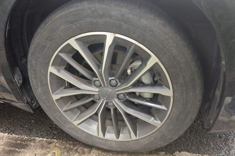 Used Geely Auto Preface 2021 2.0TD Luxury Version Right Front Wheel Hub