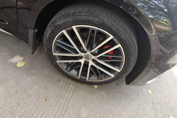 Used Geely Auto Preface 2021 Revised Version 2.0TD Luxury Edition Right Front Wheel Hub