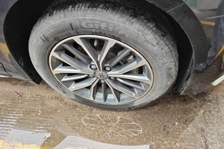 Used Geely Auto Preface 2021 2.0TD Luxury Version Right Front Wheel Hub