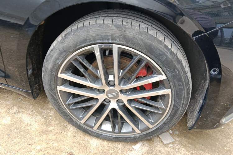 Used Geely Auto Preface 2021 2.0TD Luxury Version Right Front Wheel Hub