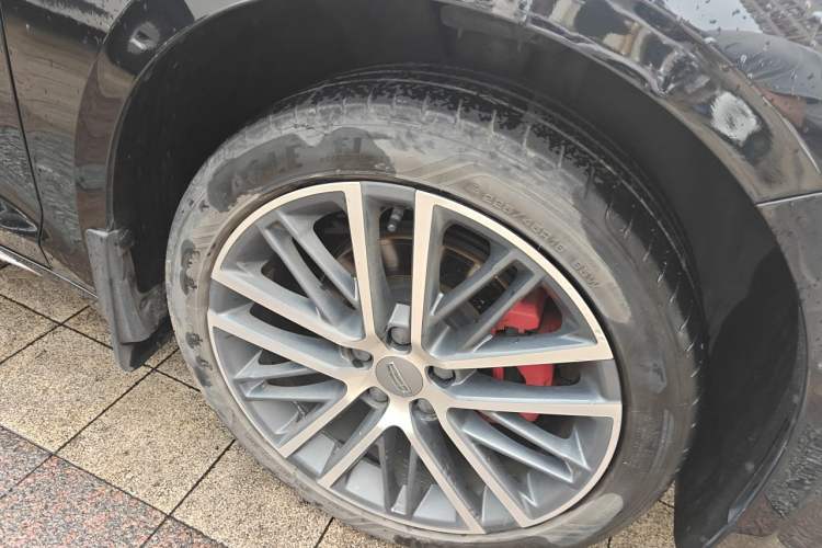 Used Geely Auto Preface 2021 2.0TD Luxury Version Right Front Wheel Hub