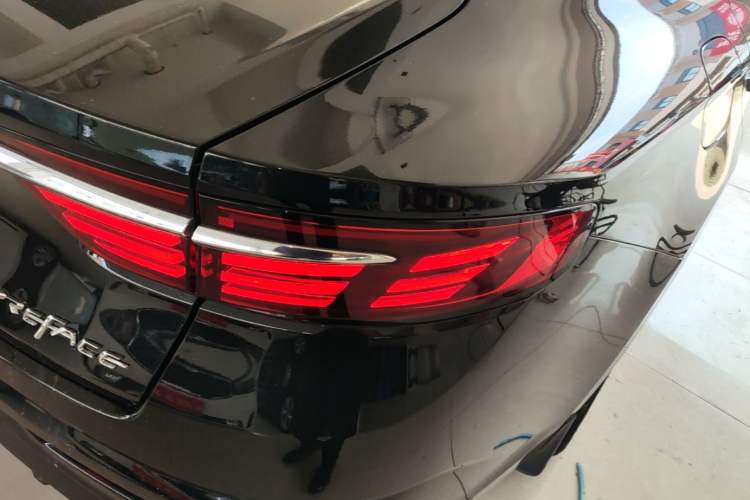 Used Geely Auto Preface 2021 2.0TD Luxury Version Right Rear Taillight