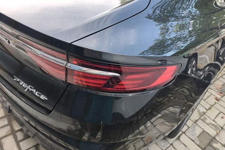 Used Geely Auto Preface 2021 Revised Version 2.0TD Luxury Edition Right Rear Taillight