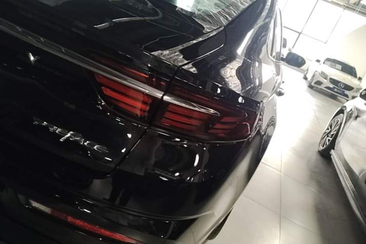 Used Geely Auto Preface 2021 2.0TD Luxury Version Right Rear Taillight