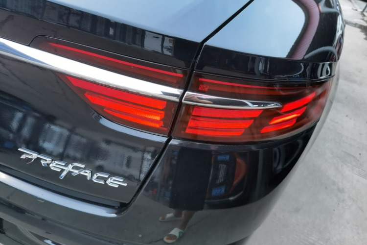 Used Geely Auto Preface 2021 2.0TD Luxury Version Right Rear Taillight