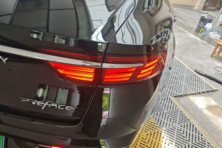 Used Geely Auto Preface 2021 2.0TD Luxury Version Right Rear Taillight