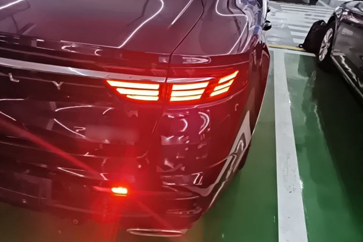 Used Geely Auto Preface 2021 2.0TD Luxury Version Right Rear Taillight