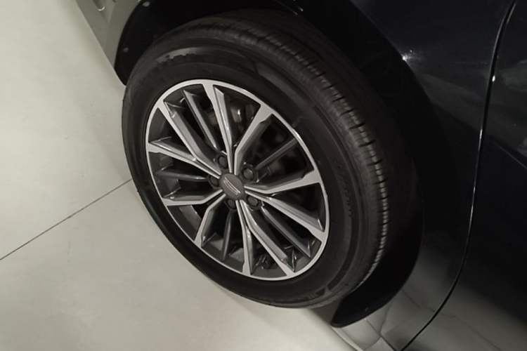 Used Geely Auto Preface 2021 2.0TD Luxury Version Right Rear Wheel Hub