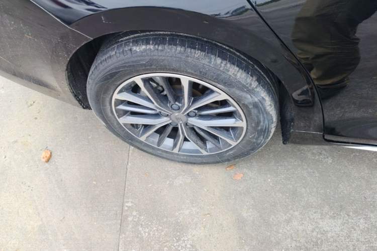Used Geely Auto Preface 2021 2.0TD Luxury Version Right Rear Wheel Hub