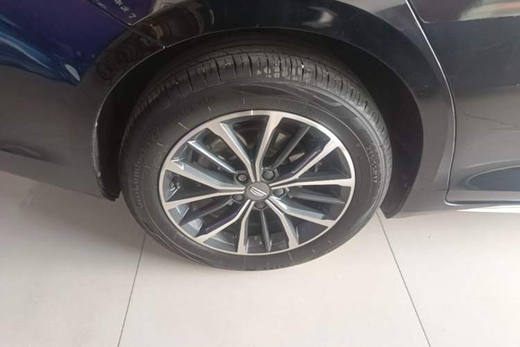 Used Geely Auto Preface 2021 2.0TD Luxury Version Right Rear Wheel Hub
