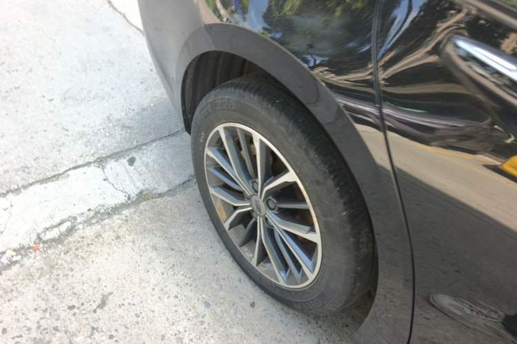 Used Geely Auto Preface 2021 2.0TD Luxury Version Right Rear Wheel Hub