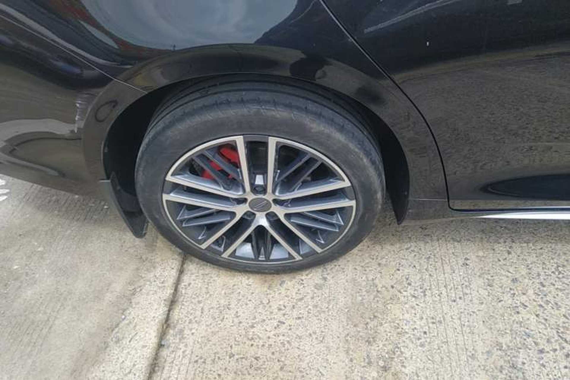 Used Geely Auto Preface 2021 Revised Version 2.0TD Luxury Edition Right Rear Wheel Hub
