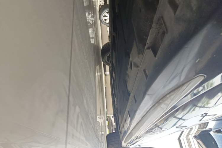 Used Geely Auto Preface 2021 2.0TD Luxury Version Right Side Sill