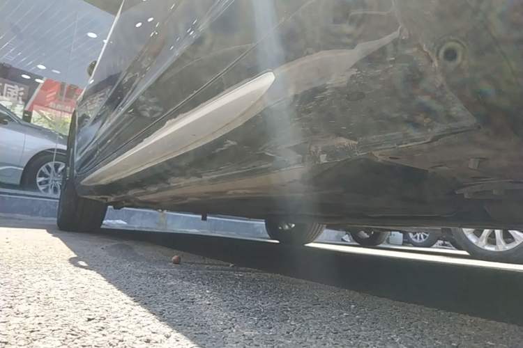 Used Geely Auto Preface 2021 2.0TD Luxury Version Right Side Sill