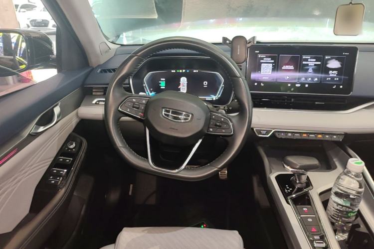 Used Geely Auto Preface 2021 Revised Version 2.0TD Luxury Edition Steering Wheel