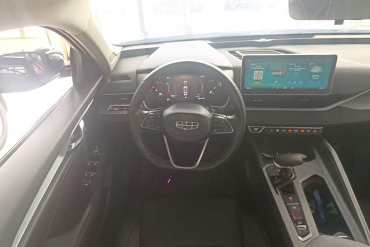 Used Geely Auto Preface 2021 2.0TD Luxury Version Steering Wheel