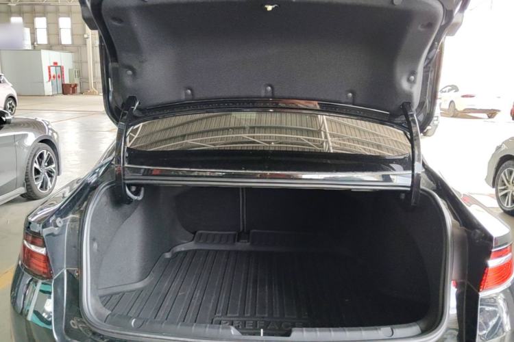 Used Geely Auto Preface 2021 Revised Version 2.0TD Luxury Edition Trunk