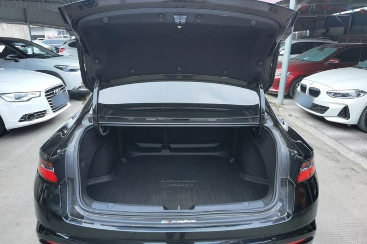 Used Geely Auto Preface 2021 2.0TD Luxury Version Trunk