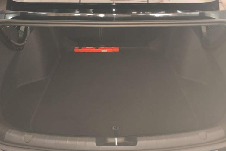 Used Geely Auto Preface 2021 Revised Version 2.0TD Luxury Edition Trunk